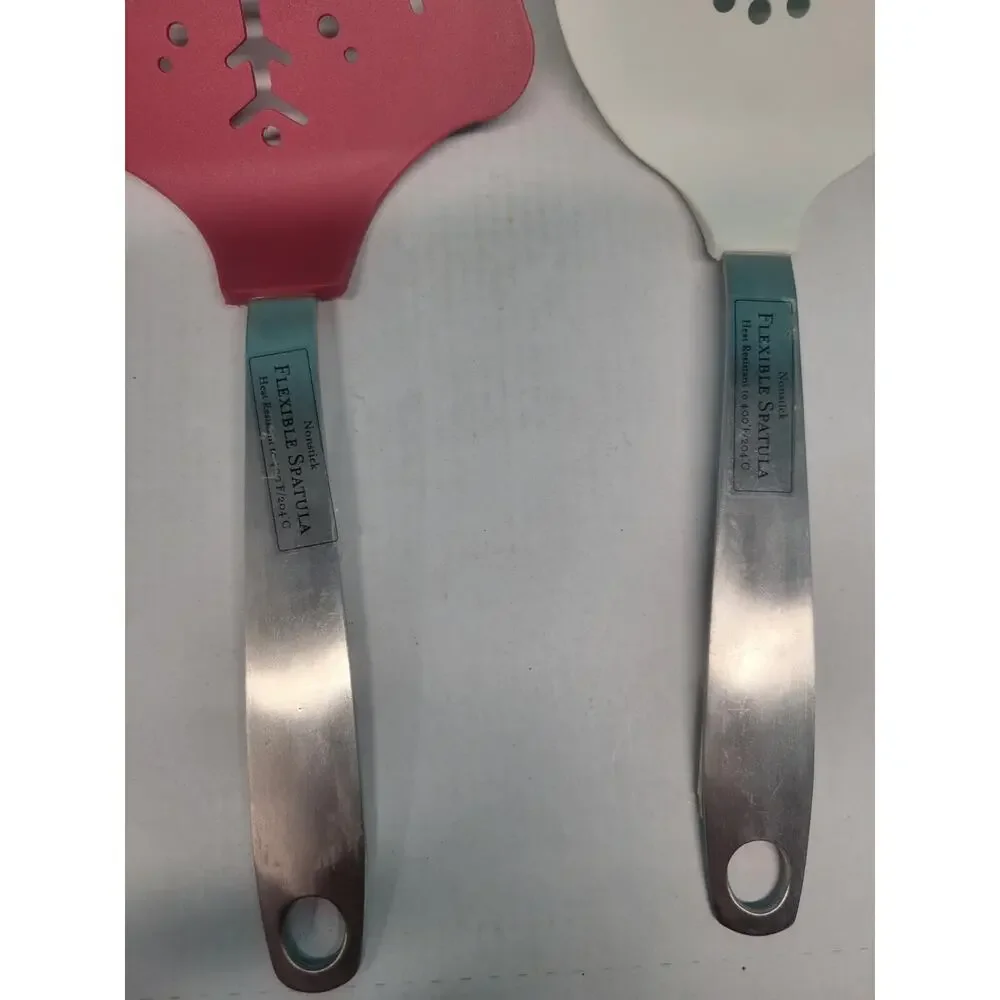 WIlliams Sonoma Snowflake Snowman Gingerbread Man Amco Spatulas Holiday Set of 3